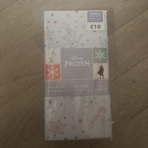 Frozen Fitted Sheet
