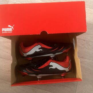 Puma Powercat 3.10 jnr UK 6