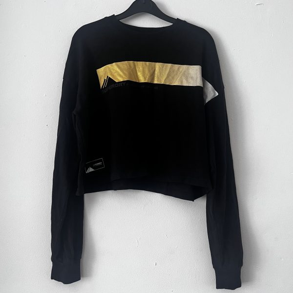 Superdry Women's Mountain Sport Graphic Crop Shirt