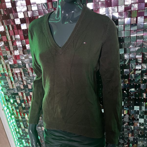 Women’s Tommy Hilfiger V Neck Pullover - Large (12)