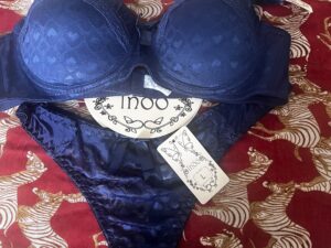 Inoo Lingerie Set NWT 36B and Large matching briefs