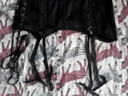 Ann Summers Suspender Belt 18-20